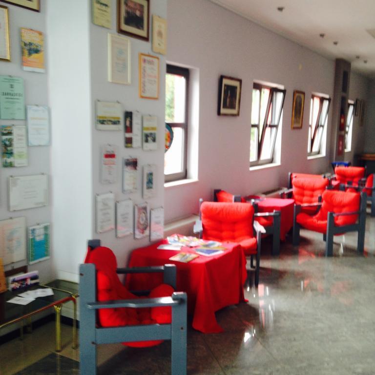 غييكا Hostel Ceska Beseda المظهر الخارجي الصورة
