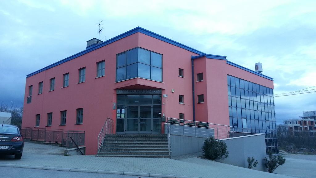 غييكا Hostel Ceska Beseda المظهر الخارجي الصورة