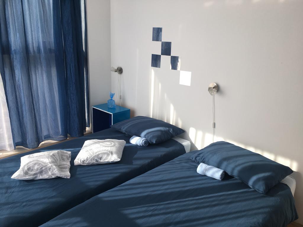 غييكا Hostel Ceska Beseda المظهر الخارجي الصورة