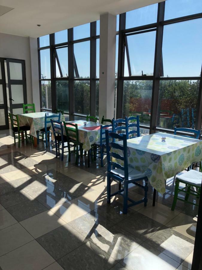 غييكا Hostel Ceska Beseda المظهر الخارجي الصورة