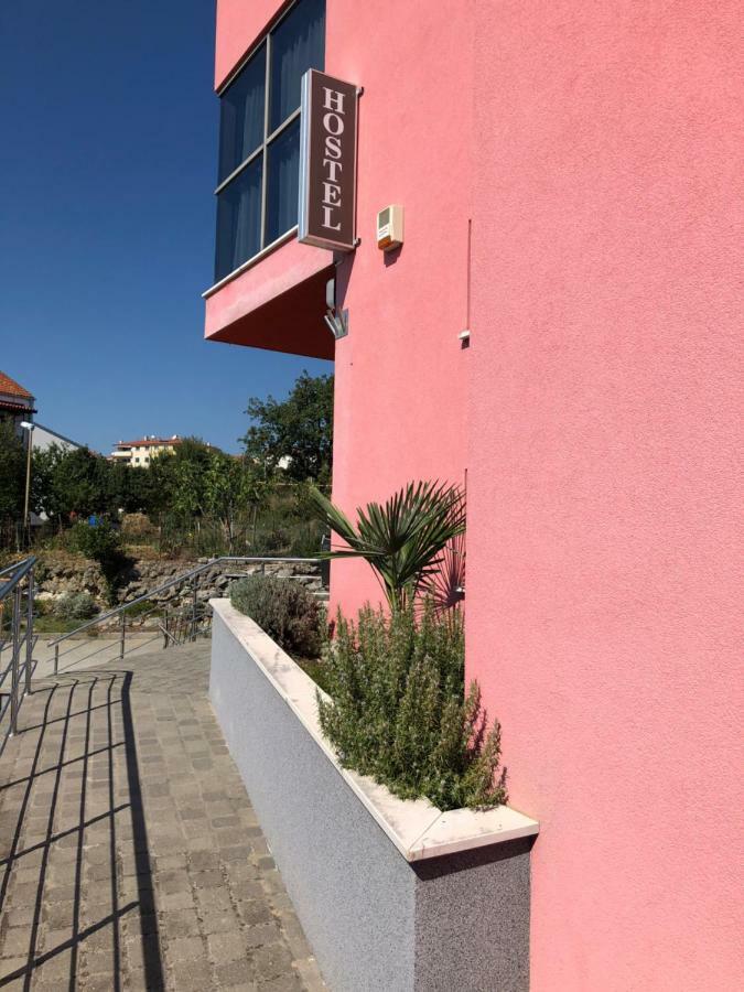 غييكا Hostel Ceska Beseda المظهر الخارجي الصورة