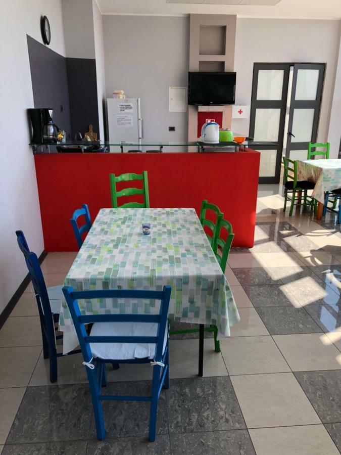 غييكا Hostel Ceska Beseda المظهر الخارجي الصورة